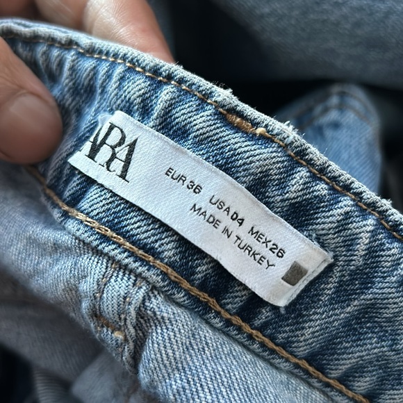 2 pair different size Zara jeans size 4 & 6 - Picture 9 of 9